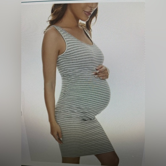 Maternity Sleeveless Tank Bodycon with Side Ruching Dress - Picture 2 of 4